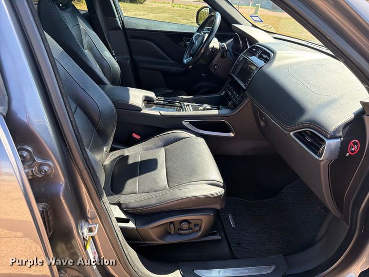 image for item DV8741 2017 Jaguar F-Pace SUV