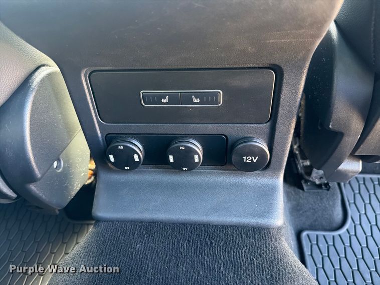 image for item DV8741 2017 Jaguar F-Pace SUV