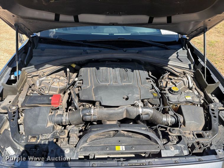 image for item DV8741 2017 Jaguar F-Pace SUV