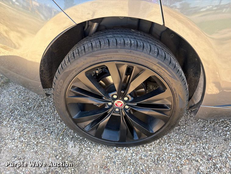 image for item DV8741 2017 Jaguar F-Pace SUV