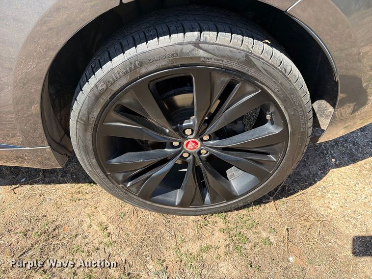 image for item DV8741 2017 Jaguar F-Pace SUV