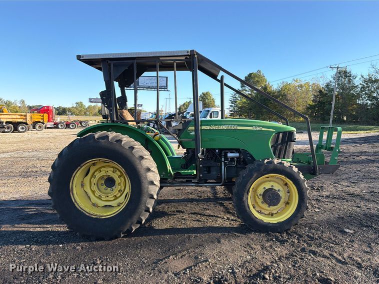 image for item DZ4944 John Deere 5325 MFWD tractor