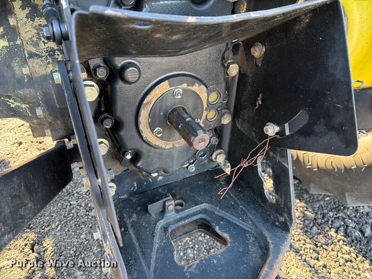 image for item DZ4944 John Deere 5325 MFWD tractor
