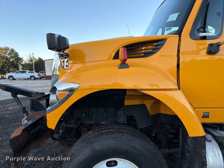 image for item DZ4945 2014 International 7500 dump truck