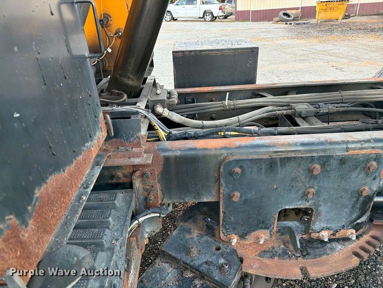image for item DZ4945 2014 International 7500 dump truck