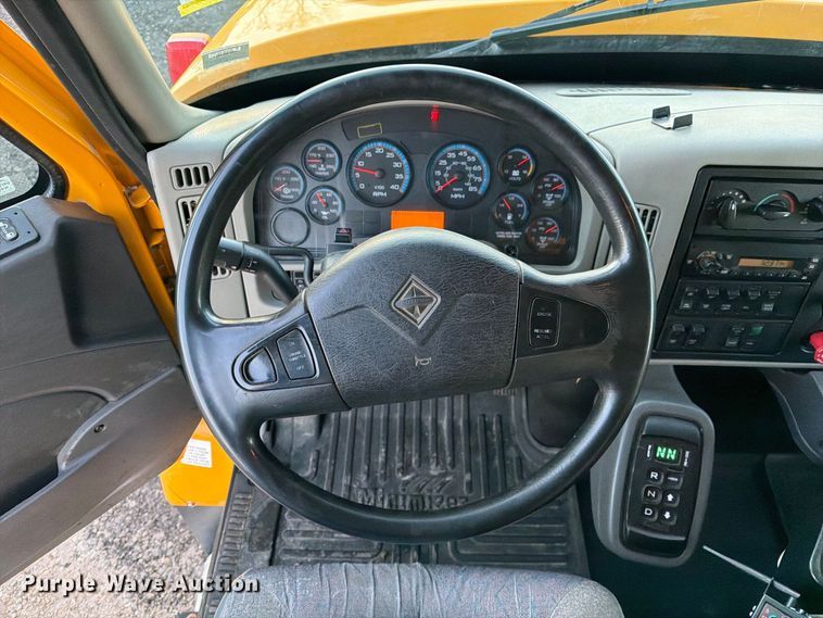 image for item DZ4945 2014 International 7500 dump truck