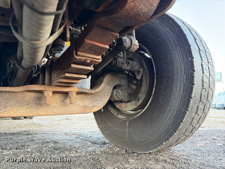 image for item DZ4945 2014 International 7500 dump truck