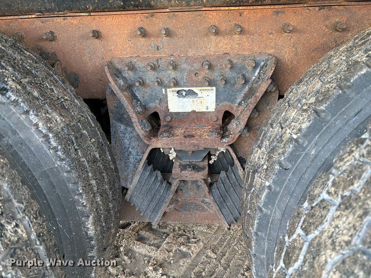 image for item DZ4945 2014 International 7500 dump truck