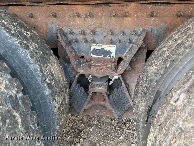 image for item DZ4945 2014 International 7500 dump truck