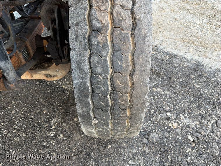 image for item DZ4945 2014 International 7500 dump truck