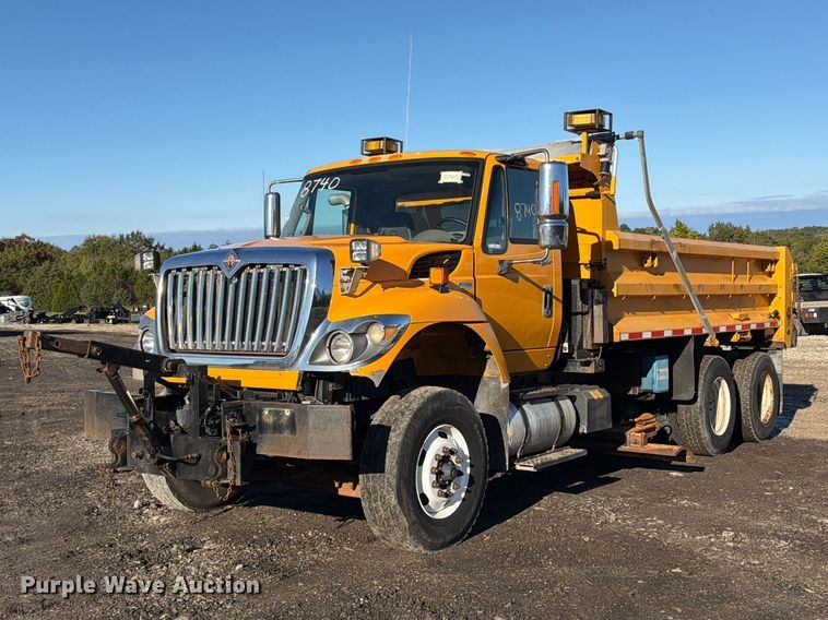 image for item DZ4946 2013 International 7500 dump truck
