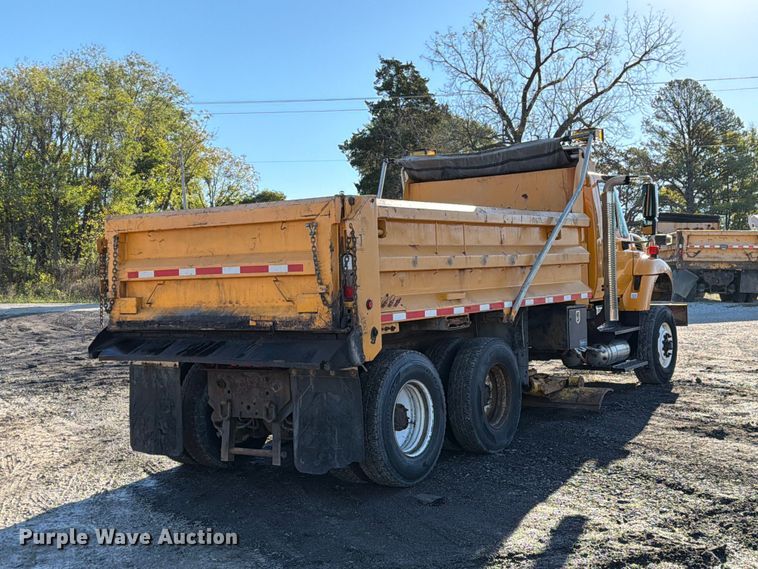 image for item DZ4946 2013 International 7500 dump truck