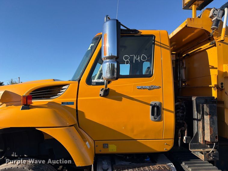 image for item DZ4946 2013 International 7500 dump truck