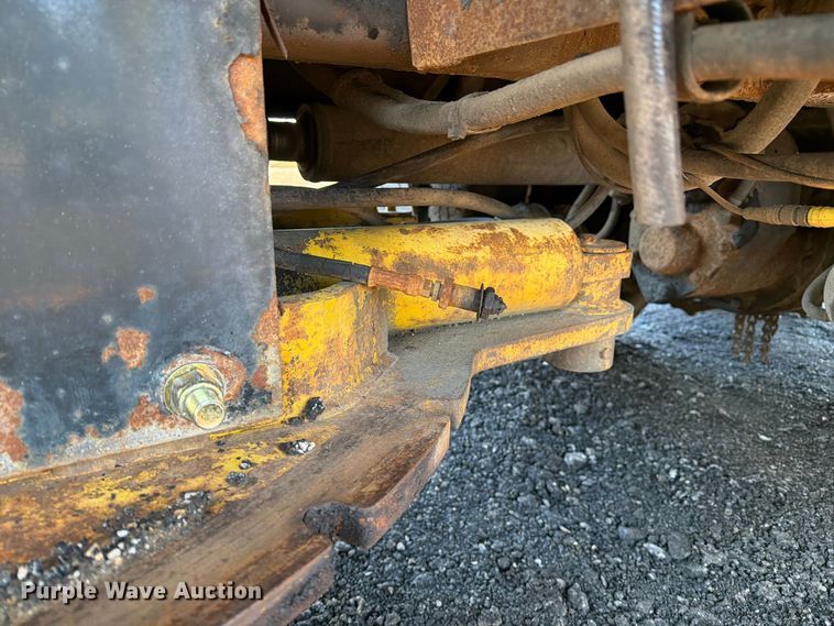 image for item DZ4946 2013 International 7500 dump truck
