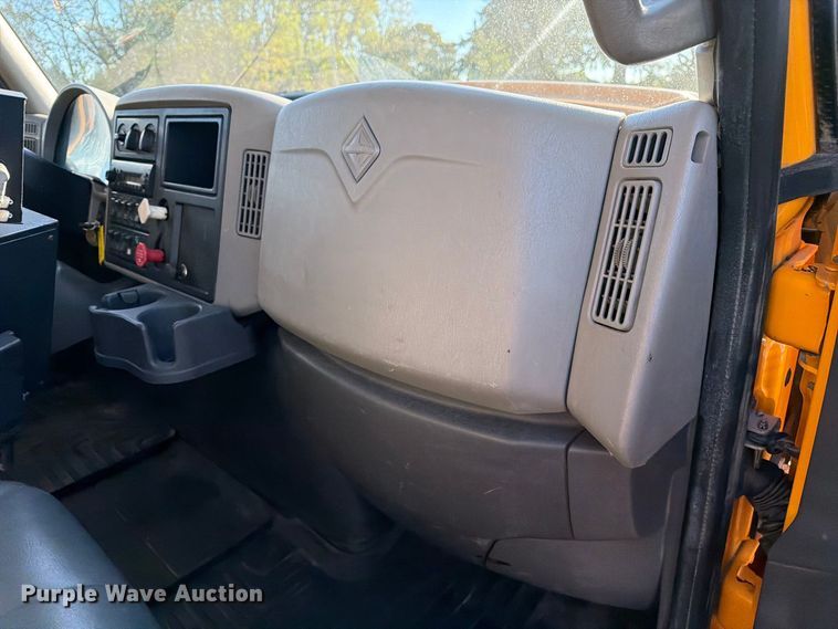 image for item DZ4946 2013 International 7500 dump truck