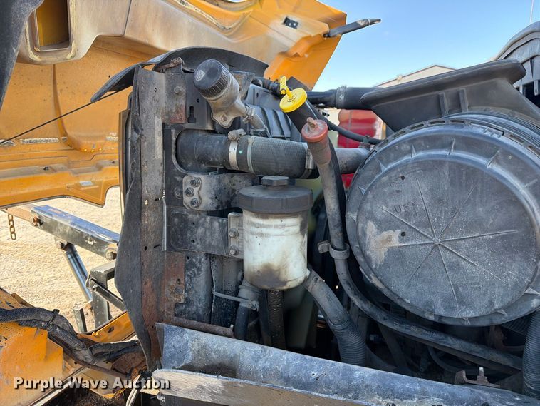 image for item DZ4946 2013 International 7500 dump truck