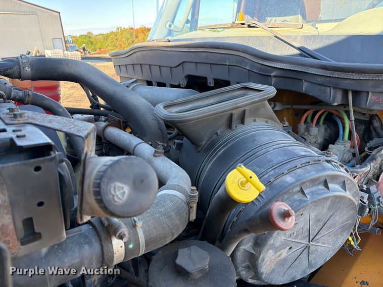 image for item DZ4946 2013 International 7500 dump truck