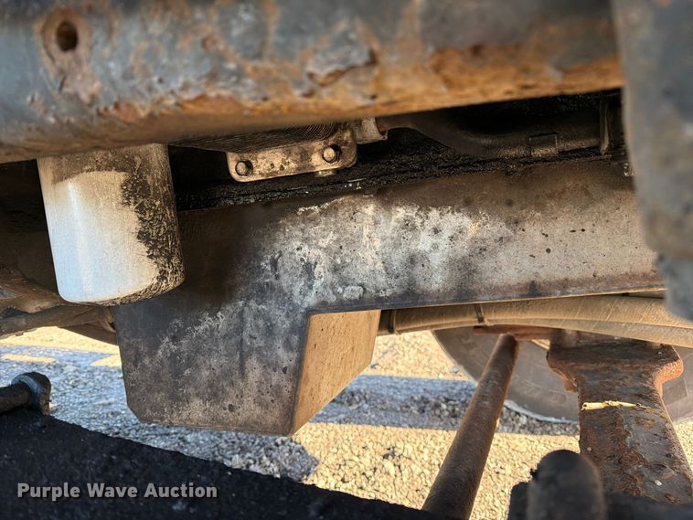 image for item DZ4946 2013 International 7500 dump truck