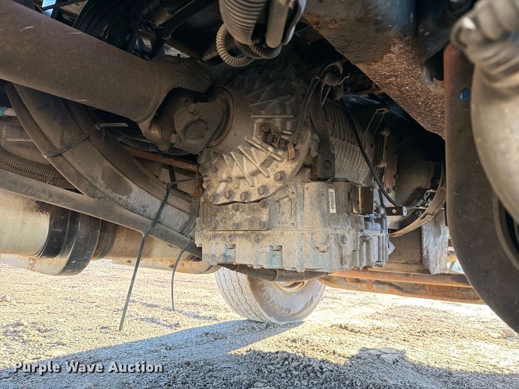 image for item DZ4946 2013 International 7500 dump truck