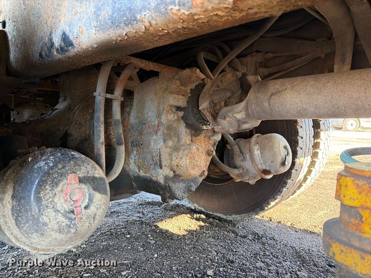image for item DZ4946 2013 International 7500 dump truck