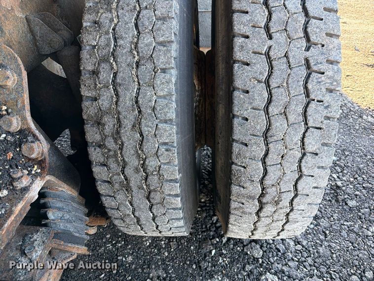 image for item DZ4946 2013 International 7500 dump truck