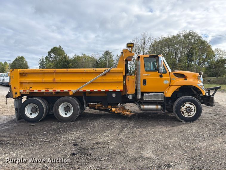 image for item DZ4947 2012 International 7500 dump truck
