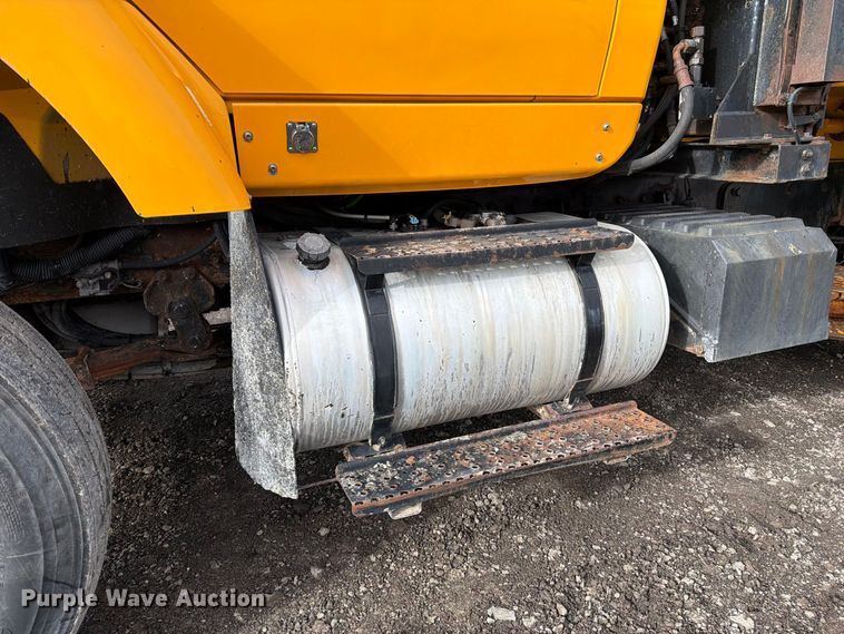 image for item DZ4947 2012 International 7500 dump truck