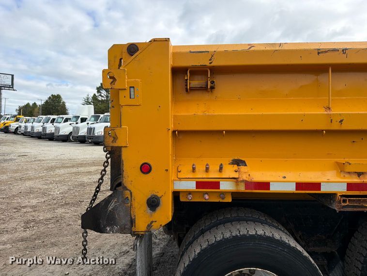 image for item DZ4947 2012 International 7500 dump truck