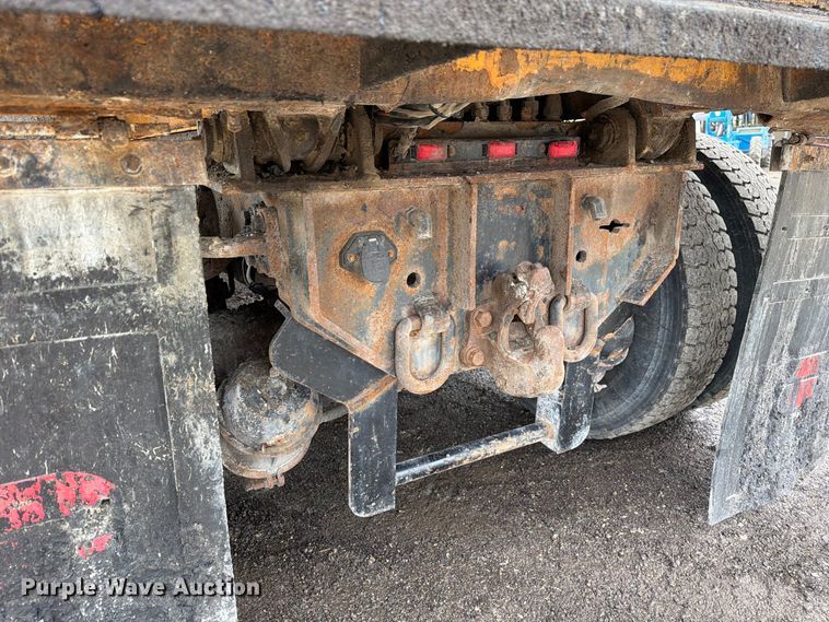 image for item DZ4947 2012 International 7500 dump truck