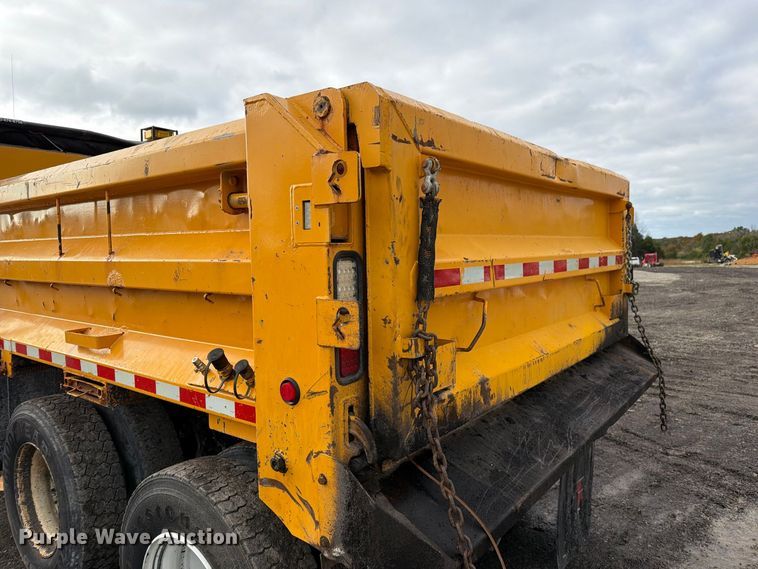 image for item DZ4947 2012 International 7500 dump truck