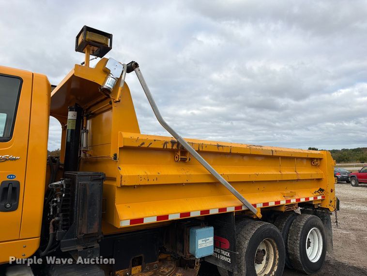 image for item DZ4947 2012 International 7500 dump truck