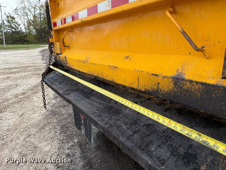 image for item DZ4947 2012 International 7500 dump truck
