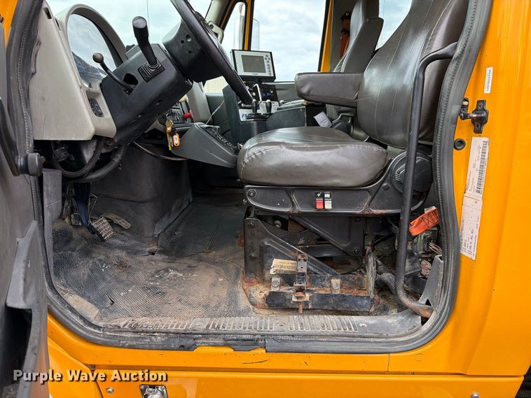 image for item DZ4947 2012 International 7500 dump truck