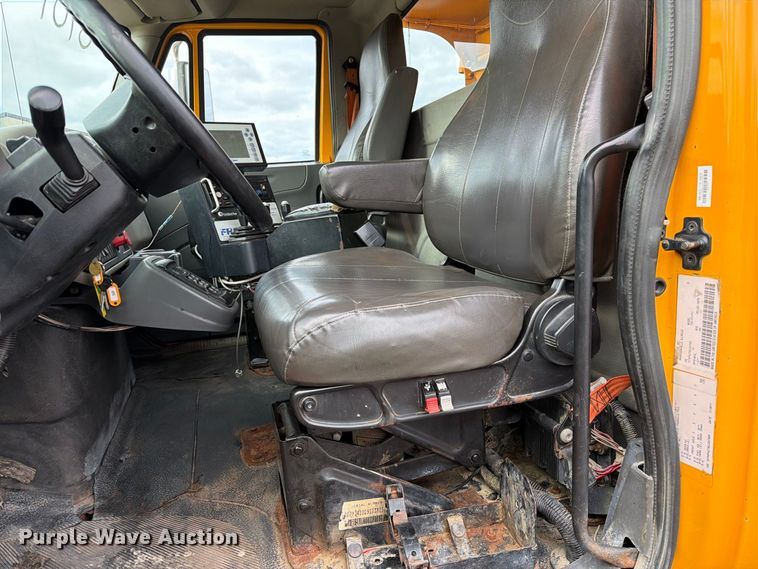 image for item DZ4947 2012 International 7500 dump truck