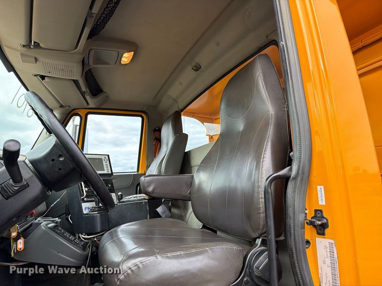 image for item DZ4947 2012 International 7500 dump truck