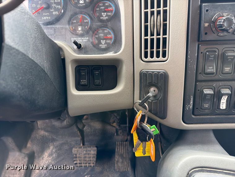 image for item DZ4947 2012 International 7500 dump truck