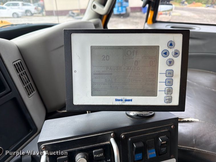 image for item DZ4947 2012 International 7500 dump truck