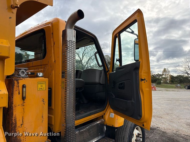 image for item DZ4947 2012 International 7500 dump truck