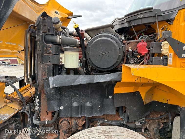 image for item DZ4947 2012 International 7500 dump truck