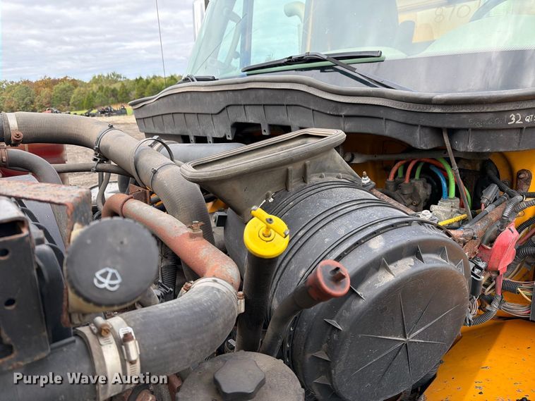 image for item DZ4947 2012 International 7500 dump truck