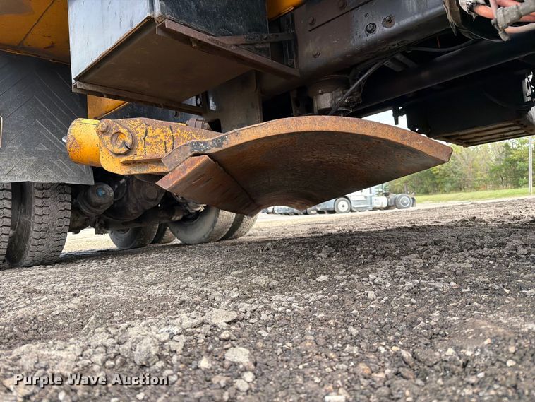 image for item DZ4947 2012 International 7500 dump truck