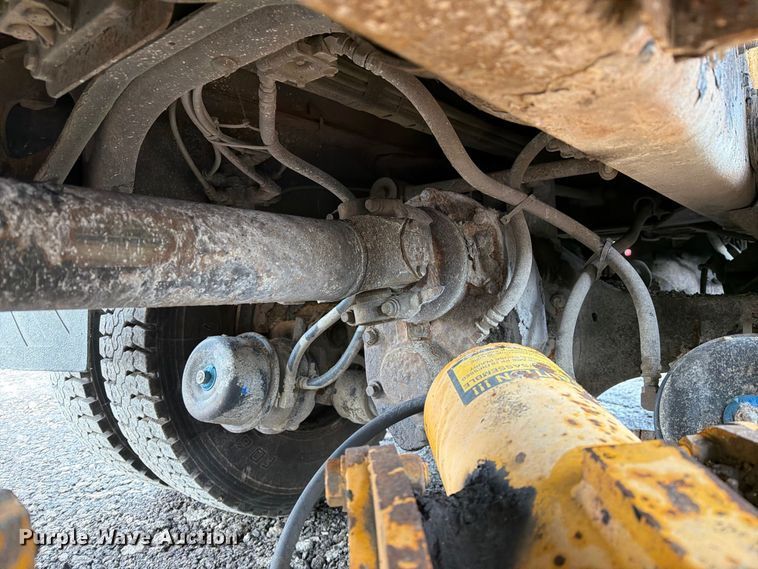 image for item DZ4947 2012 International 7500 dump truck
