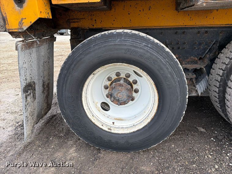 image for item DZ4947 2012 International 7500 dump truck