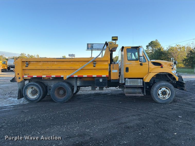 image for item DZ4948 2014 International 7500 dump truck