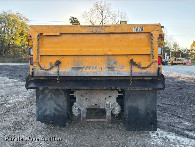 image for item DZ4948 2014 International 7500 dump truck