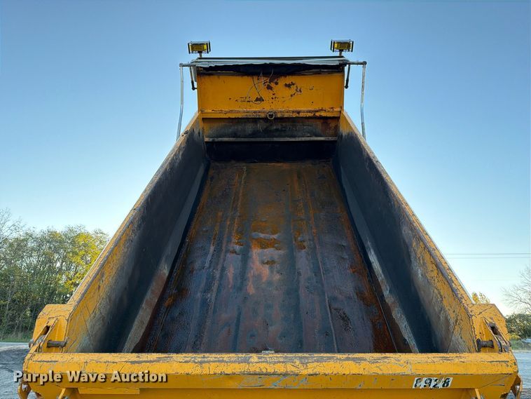 image for item DZ4948 2014 International 7500 dump truck