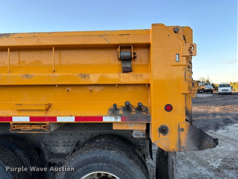 image for item DZ4948 2014 International 7500 dump truck