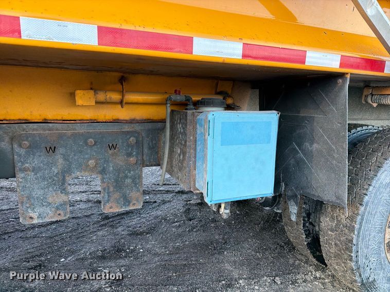 image for item DZ4948 2014 International 7500 dump truck