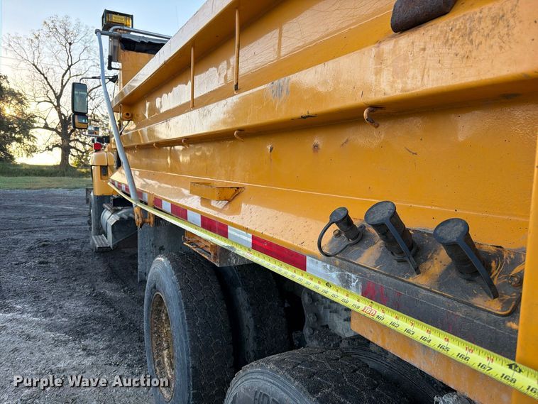image for item DZ4948 2014 International 7500 dump truck