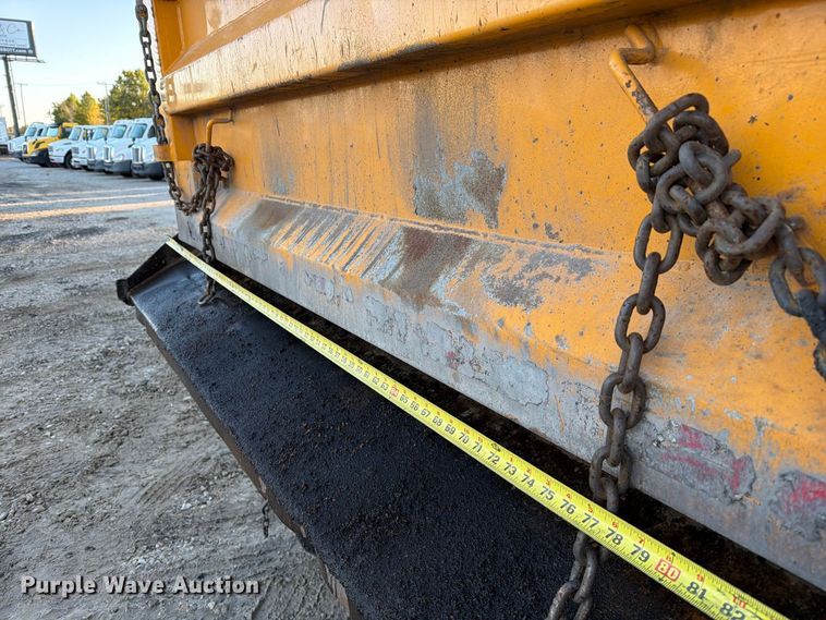 image for item DZ4948 2014 International 7500 dump truck
